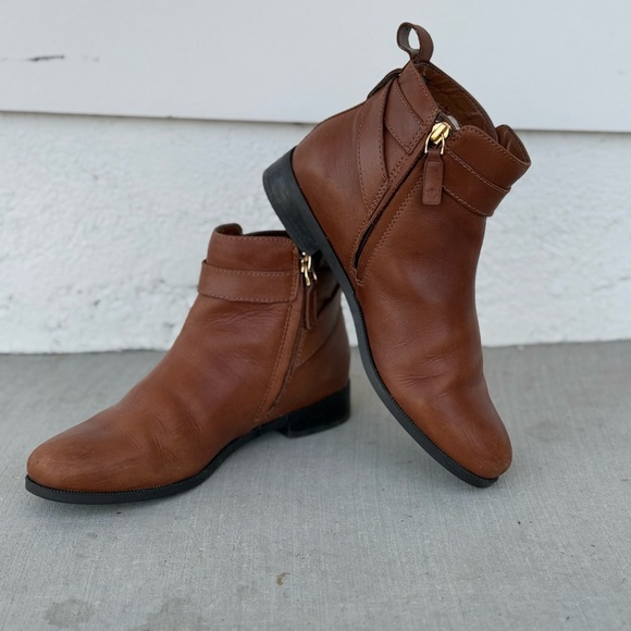 Ralph Lauren Brown Leather Ankle Boots with Gold Accent - Picture 3 of 10